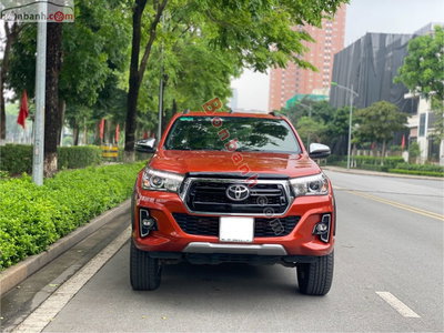 Xe Toyota Hilux 2.8G 4x4 AT 2020