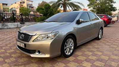 Toyota Camry 2014 2.5G Vàng cát