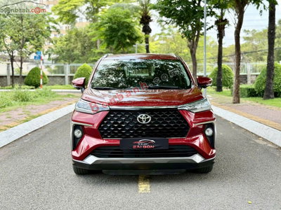 Xe Toyota Veloz Cross Top 1.5 CVT 2024