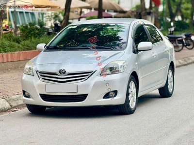 Xe Toyota Yaris 2010