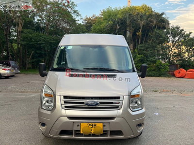 Xe Ford Transit SVP 2019