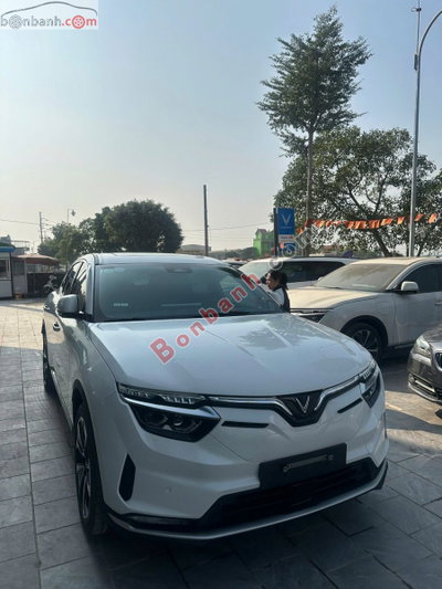 Xe VinFast VF8 Plus AWD 2023
