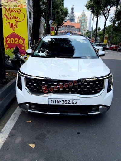 Xe Kia Carnival Signature 2.2D 2025