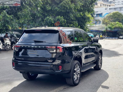 Xe Ford Everest Titanium Plus 2.0L 4x4 AT 2023