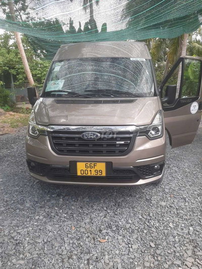 Ford Transit 2023 12000 km Vàng