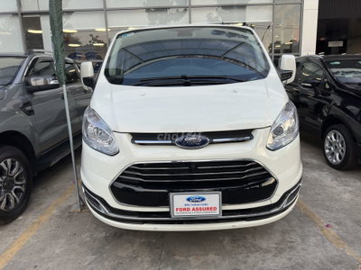 Ford Tourneo Titanium 2019, bảo hành 2027, vay 75%