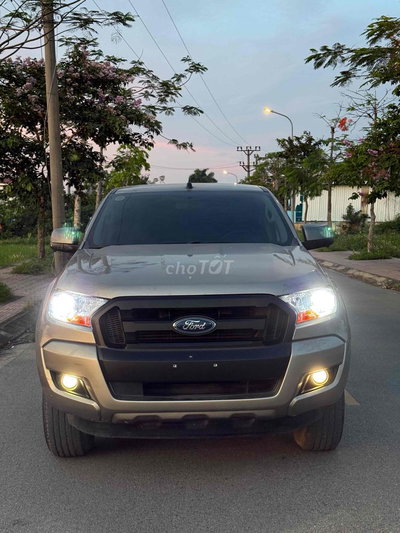 Ford Ranger 2016 XLS Vàng cát