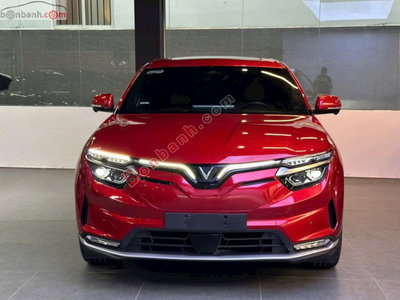 Xe VinFast VF8 Plus AWD 2023