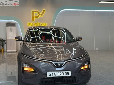 Xe VinFast VF6 Eco 2025