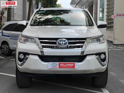 Toyota Fortuner 2020 2.7AT Trắng 37.000 km
