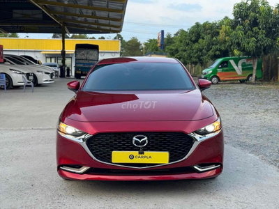Mazda 3 Luxury 2024