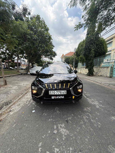 Mitsubishi Xpander Đen 7 chỗ