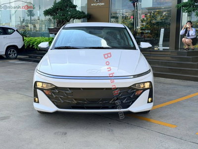 Xe Hyundai Accent 1.5 AT 2026