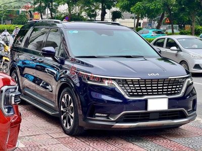 Xe Kia Carnival Signature 2.2D 2023