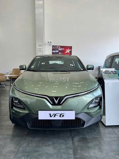 VF6 Plus - MIỄN PHÍ SẠC + THỦ TỤC NHANH GỌN