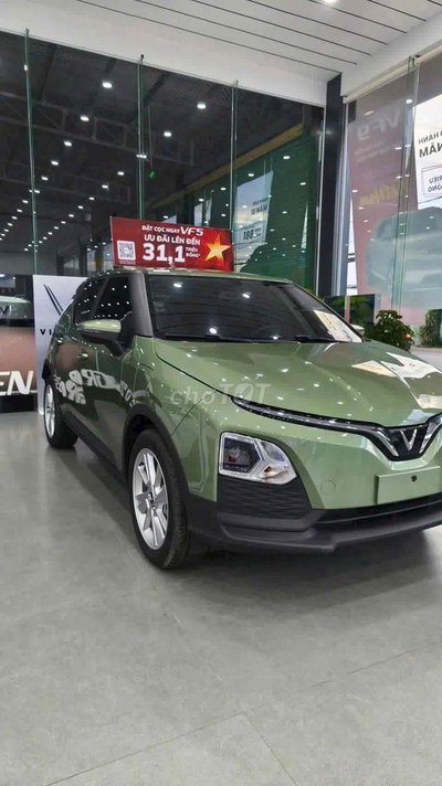 VF5 Plus sát giá 472tr Tặng 1 năm BHTV