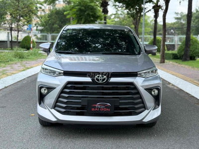 Toyota Avanza 2023 50.000 km Bạc