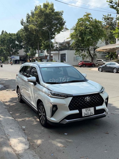 Toyota Veloz 2022 Trắng