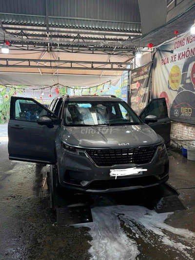 KIA Carnival 2023 Signature Xám