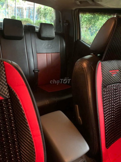 Ford Ranger XLS Trắng