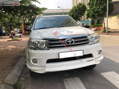 Xe Toyota Fortuner TRD Sportivo 4x4 AT 2012
