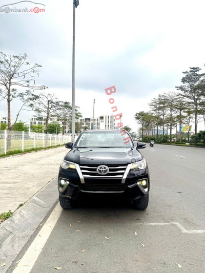 Xe Toyota Fortuner 2.4G 4x2 MT 2017