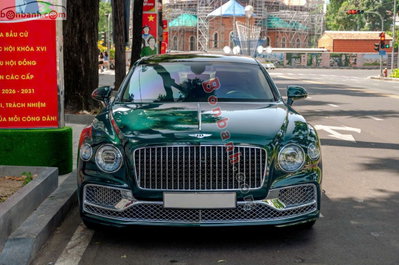 Xe Bentley Flying Spur V8 2021