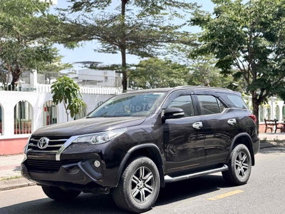 Toyota Fortuner 2017 số sàn 1 cầu 16v km