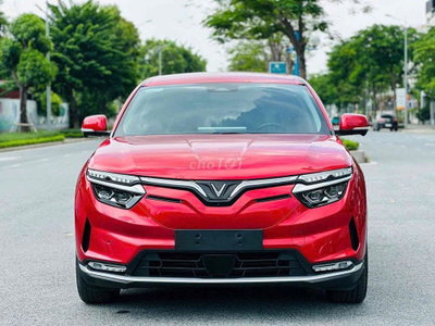 Xe điện VinFast VF8 Eco 2022 Đỏ