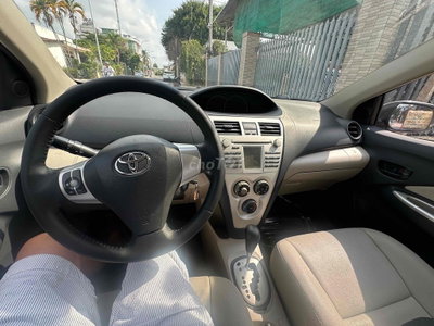 Toyota Vios Bạc