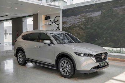 Mazda CX-8 2025