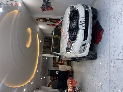 Xe Ford Everest Titanium 2.0L 4x4 AT 2022