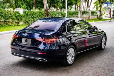 Mercedes-Benz C200 Avantgarde 2022 Xanh