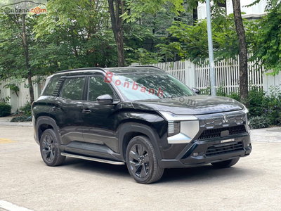 Xe Mitsubishi Destinator Premium 2025