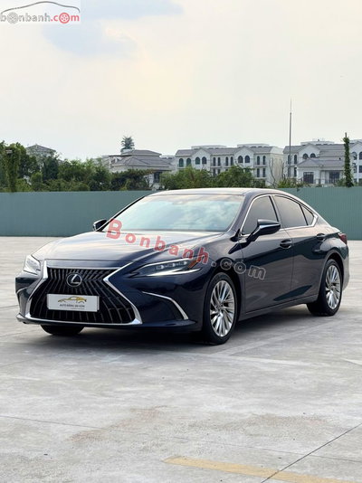 Xe Lexus ES 250 2021