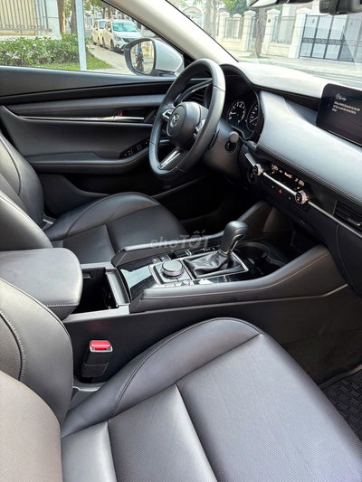 Mazda 3 2024 Sedan 10500 km Trắng
