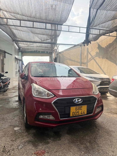 Hyundai i10 Sedan Full Số sàn Đỏ