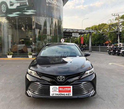 Toyota Camry 2019 2.0G nhập Thái Lan