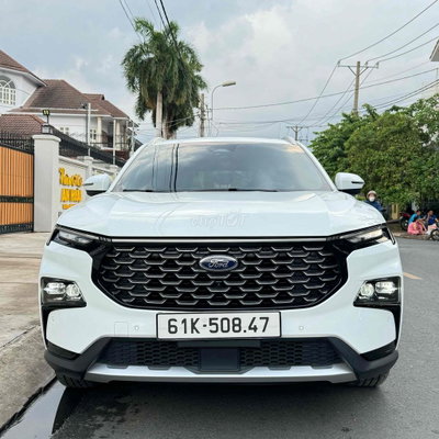 Territory Titanium X 2024 lướt 2v sơn zin 99%