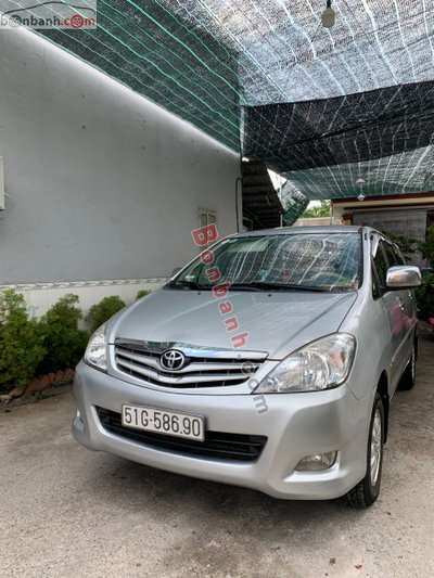 Xe Toyota Innova G 2011