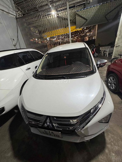Mitsubishi Xpander 7 chỗ Trắng 16712 km
