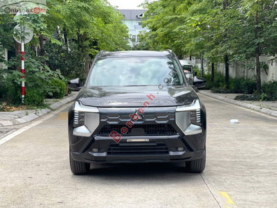 Xe Mitsubishi Destinator Premium 2025
