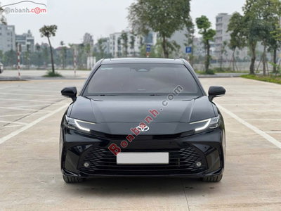 Xe Toyota Camry 2.0Q 2024