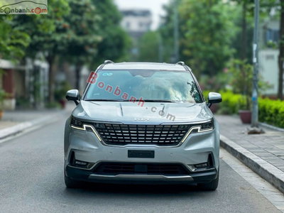 Xe Kia Carnival Signature 2.2D 2022
