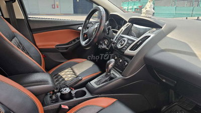 Ford Focus Số tự động
