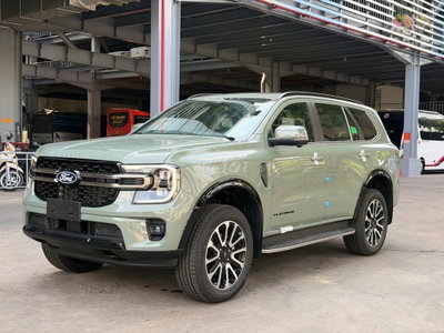 Ford Everest Platinum 2026 Xe Sẵn Giao Ngay