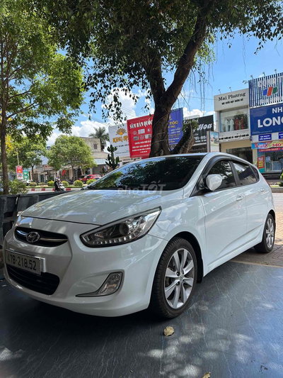 Hyundai Accent Blue 2015 Tự động