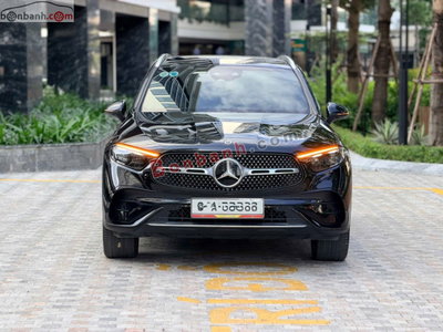 Xe Mercedes Benz GLC 300 4Matic 2023