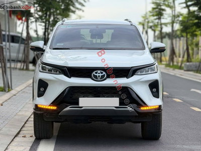 Xe Toyota Fortuner Legender 2.4L 4x2 AT 2024