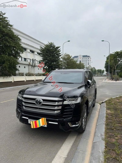 Xe Toyota Land Cruiser 3.5 V6 2024